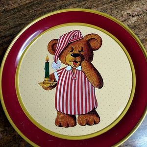 Vintage Parco Tin 1987 sleepy Bear holding a candle